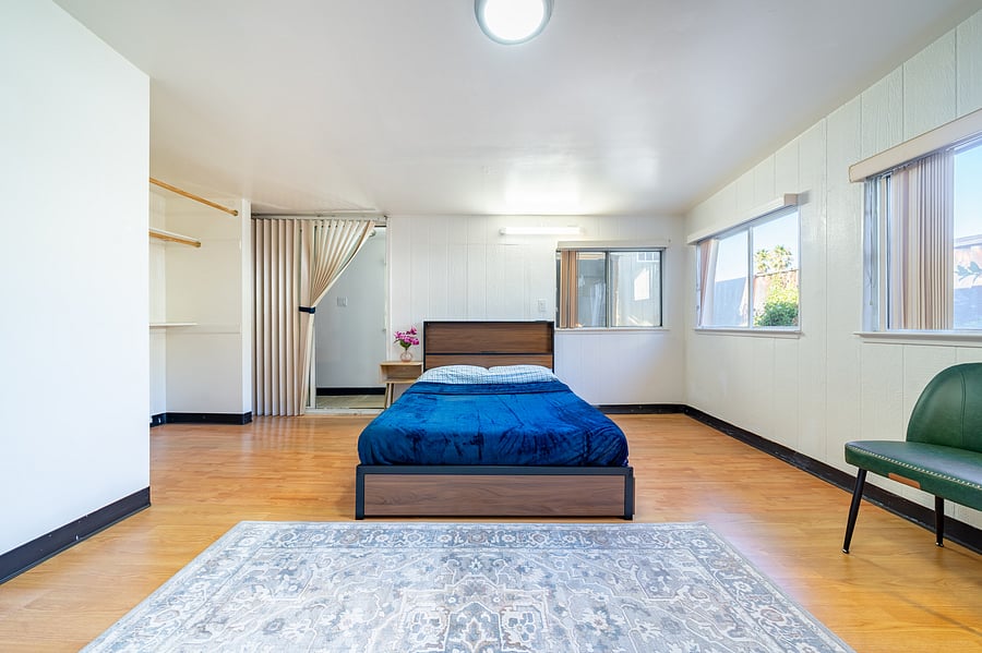 Furnished Finder property 1046853_1 photo 32
