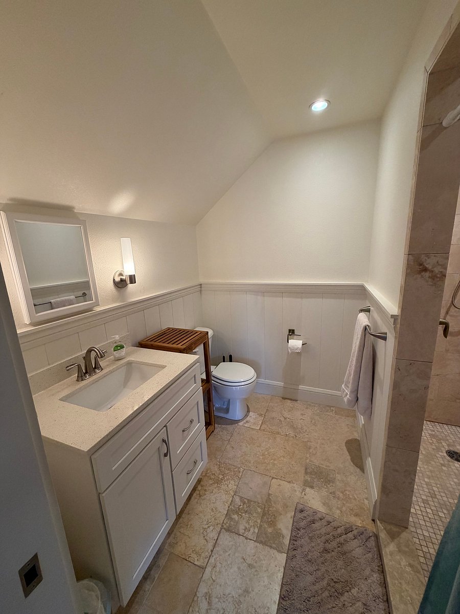 Furnished Finder property 1046855_1 photo 14