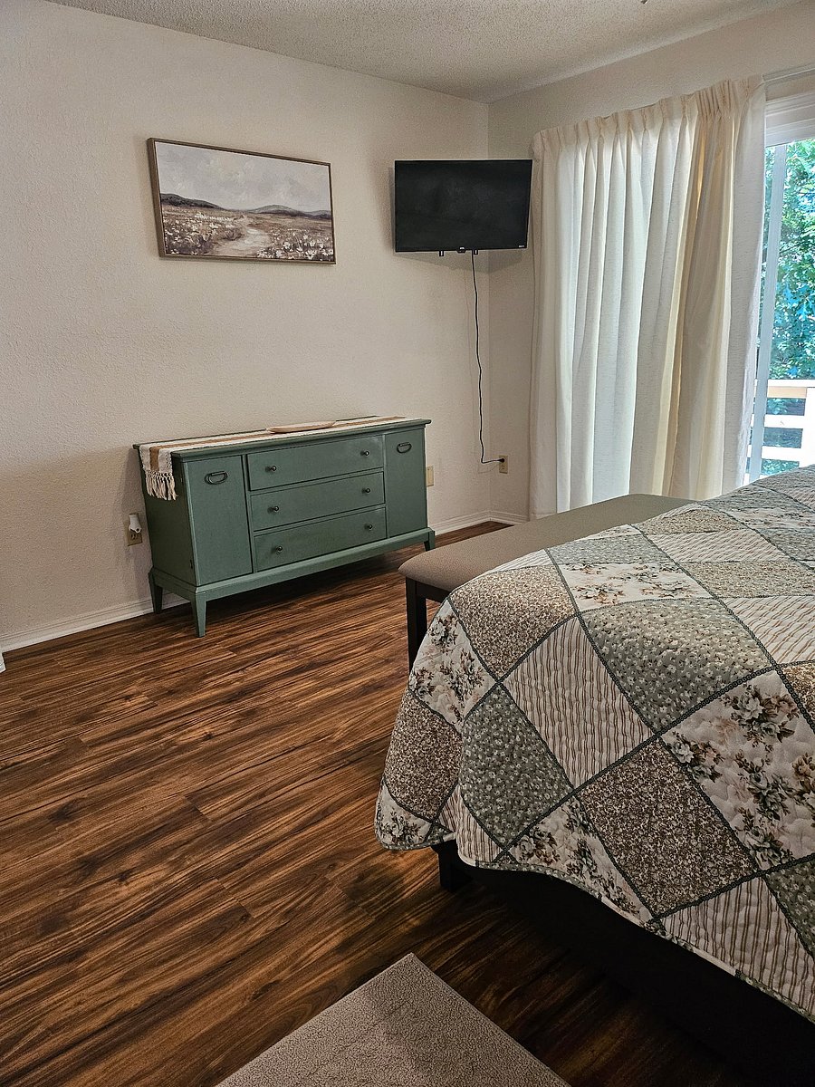 Furnished Finder property 1046859_1 photo 7