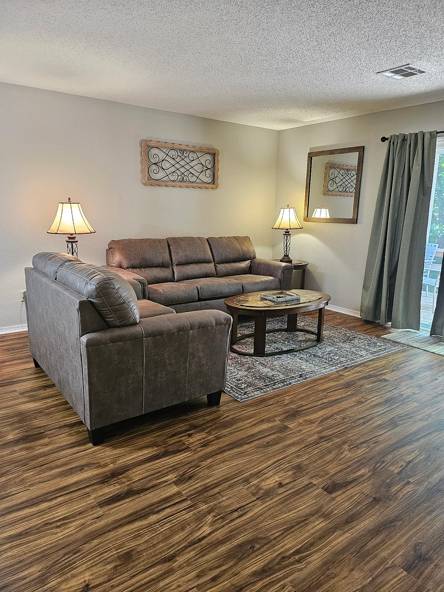 Furnished Finder property 1046859_1 photo 10