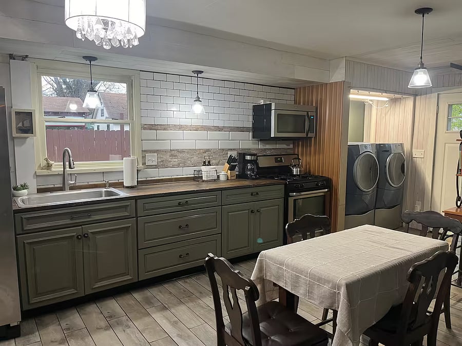 Furnished Finder property 1046861_1 photo 3