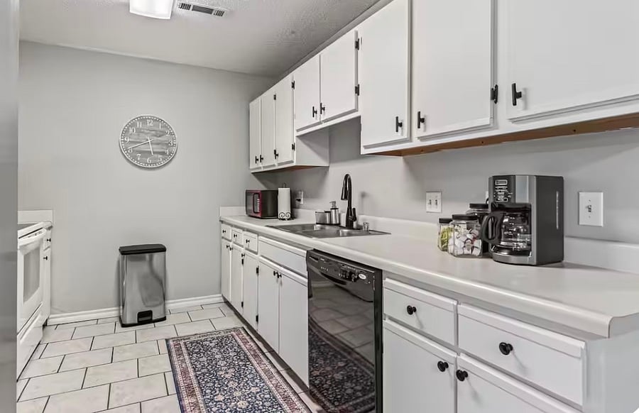 Furnished Finder property 1046869_1 photo 3
