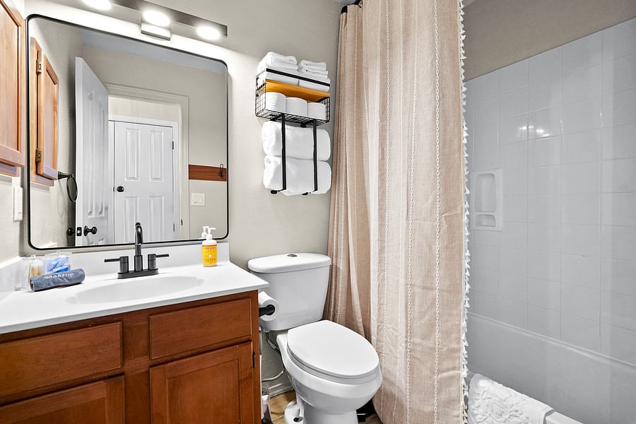 Furnished Finder property 1046888_1 photo 22