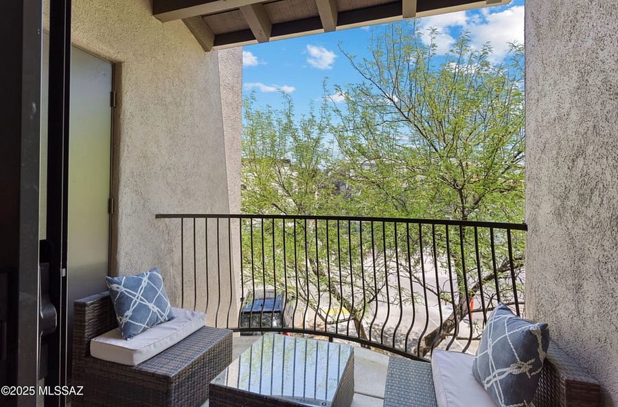 Furnished Finder property 1046898_1 photo 17