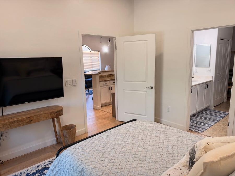 Furnished Finder property 1046898_1 photo 10