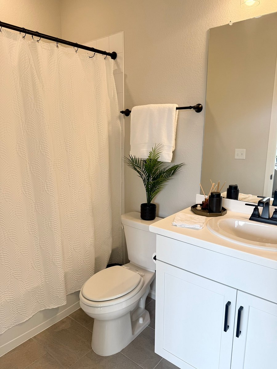 Furnished Finder property 1046904_1 photo 29
