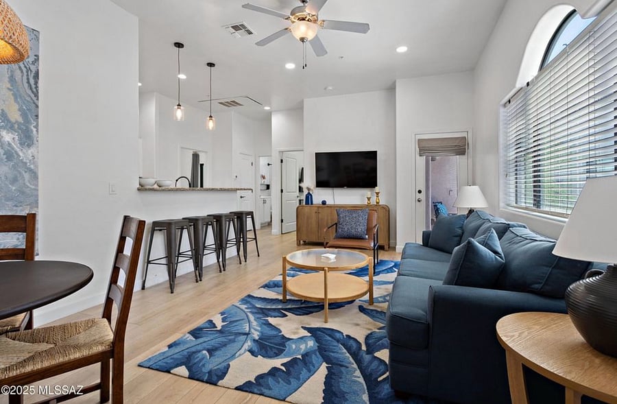 Furnished Finder property 1046911_1 photo 3