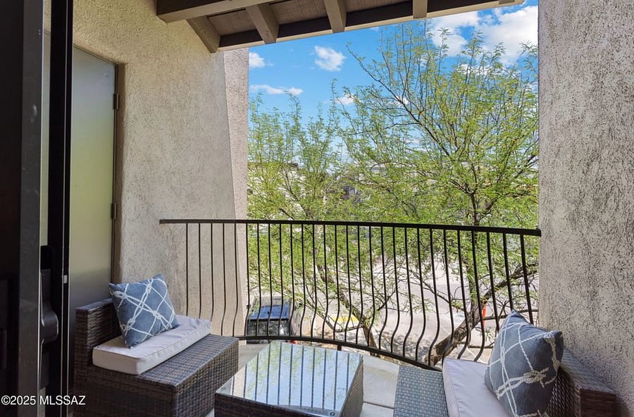 Furnished Finder property 1046911_1 photo 12