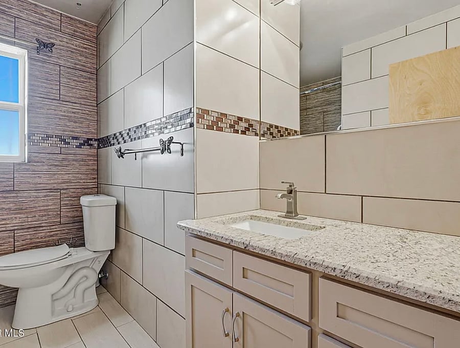 Furnished Finder property 1046916_1 photo 9