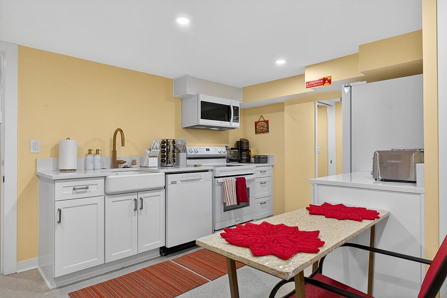 Furnished Finder property 1046920_1 photo 6