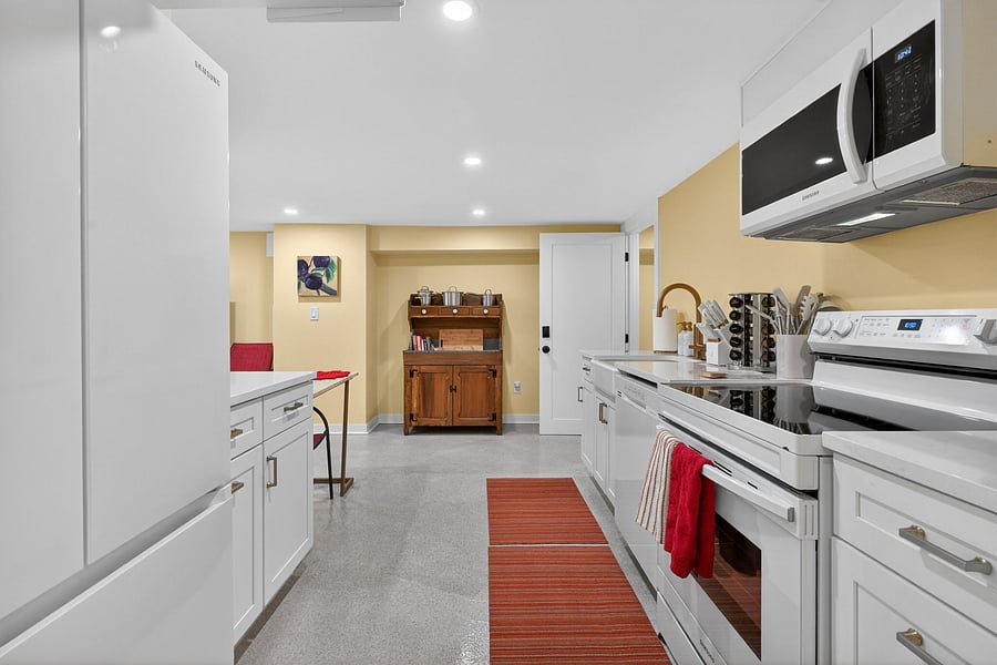 Furnished Finder property 1046920_1 photo 7