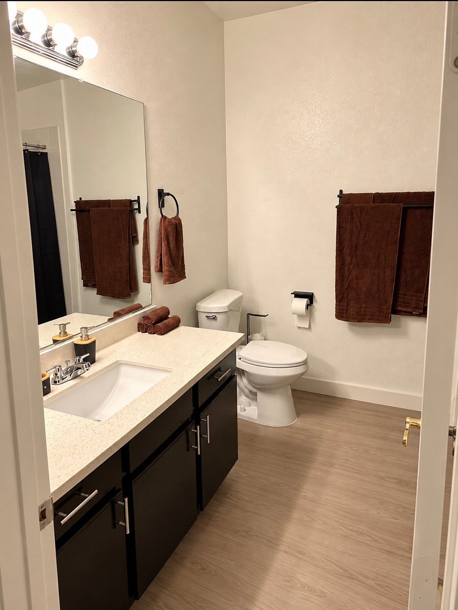 Furnished Finder property 1046923_1 photo 13