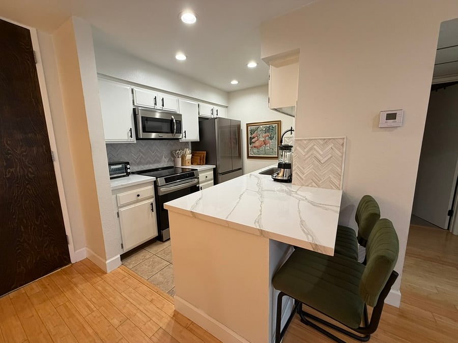 Furnished Finder property 1046928_1 photo 16