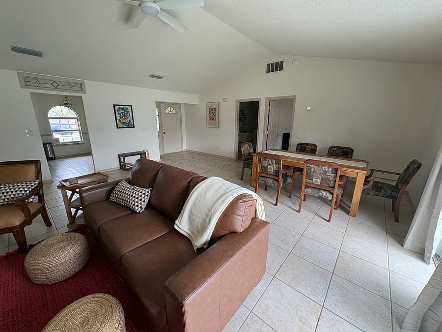 Furnished Finder property 1046939_1 photo 25