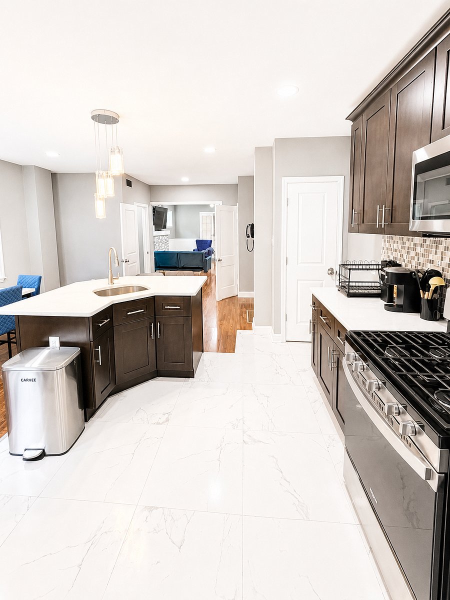 Furnished Finder property 1046941_1 photo 3