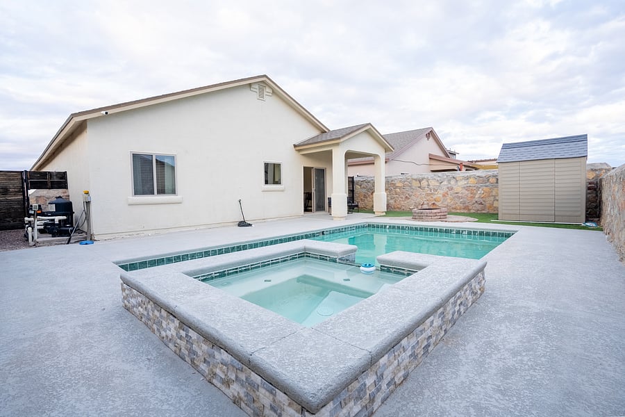 Furnished Finder property 1046949_1 photo 13