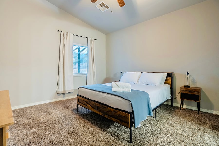 Furnished Finder property 1046949_1 photo 9