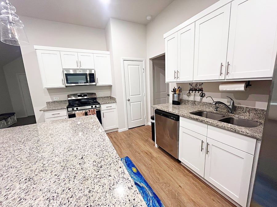 Furnished Finder property 1046952_1 photo 11