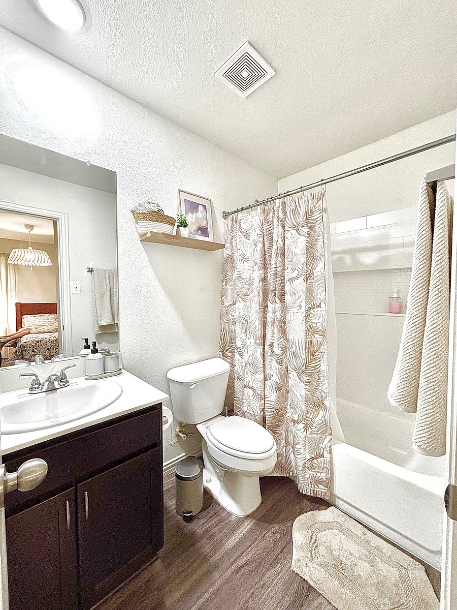Furnished Finder property 1046973_1 photo 8
