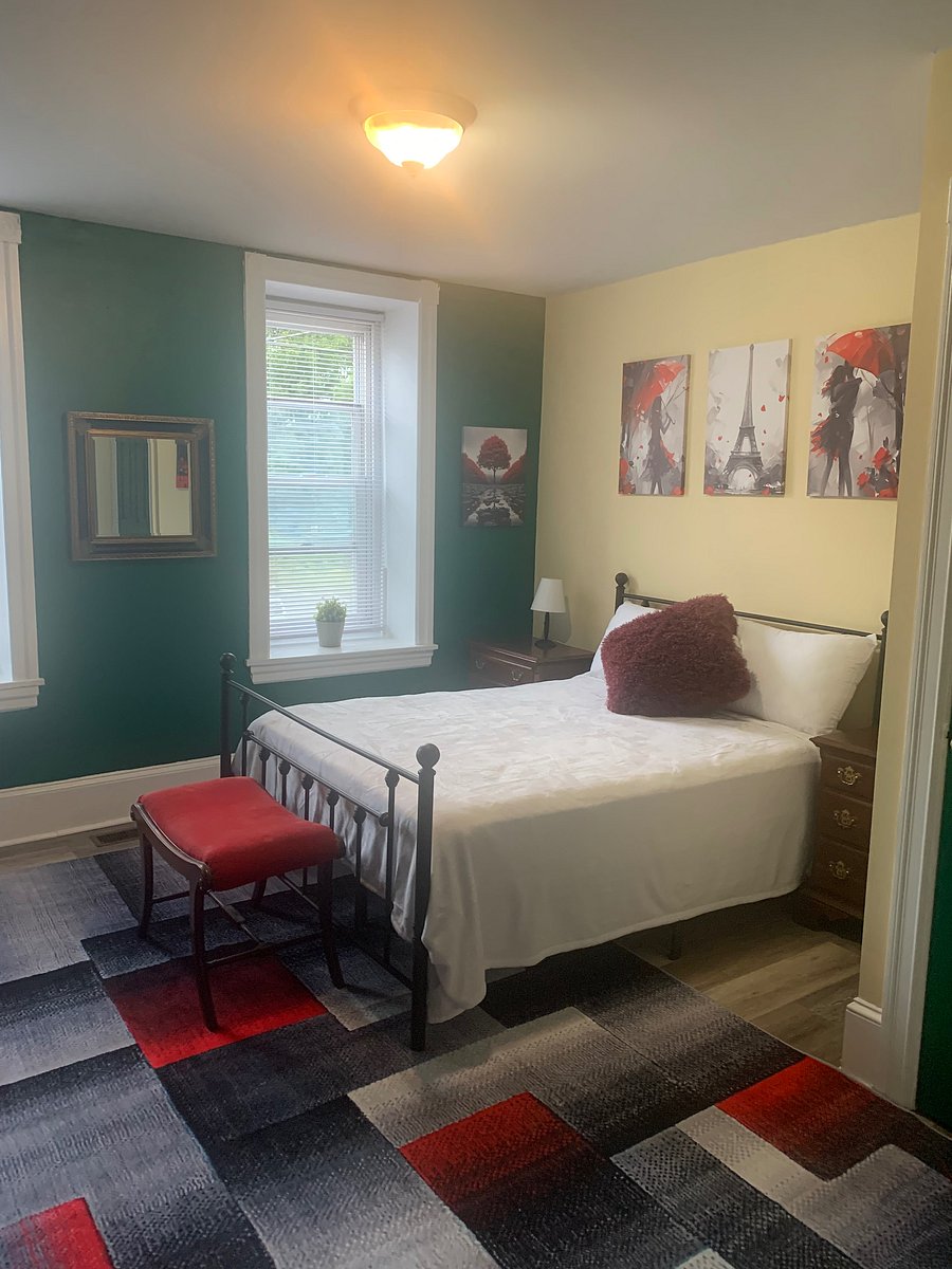 Furnished Finder property 1046981_1 photo 2