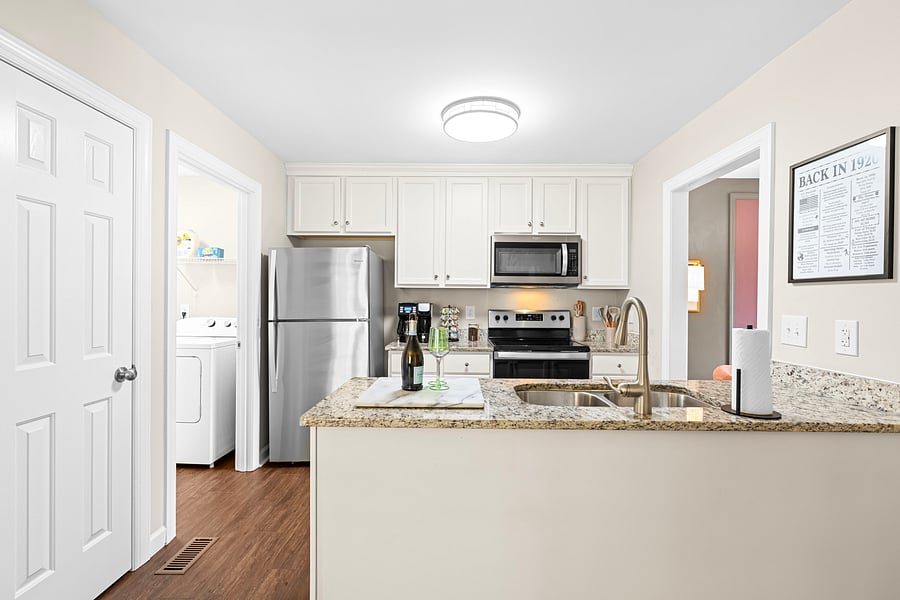 Furnished Finder property 1046987_1 photo 12