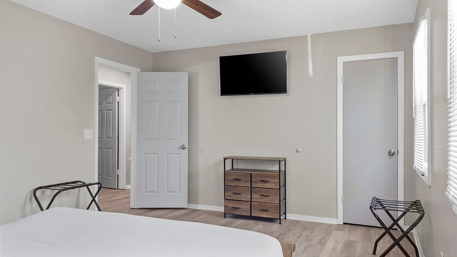 Furnished Finder property 1047005_1 photo 16