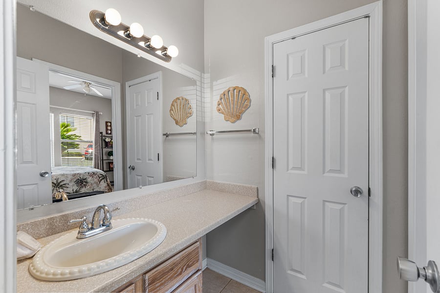 Furnished Finder property 1047018_1 photo 23