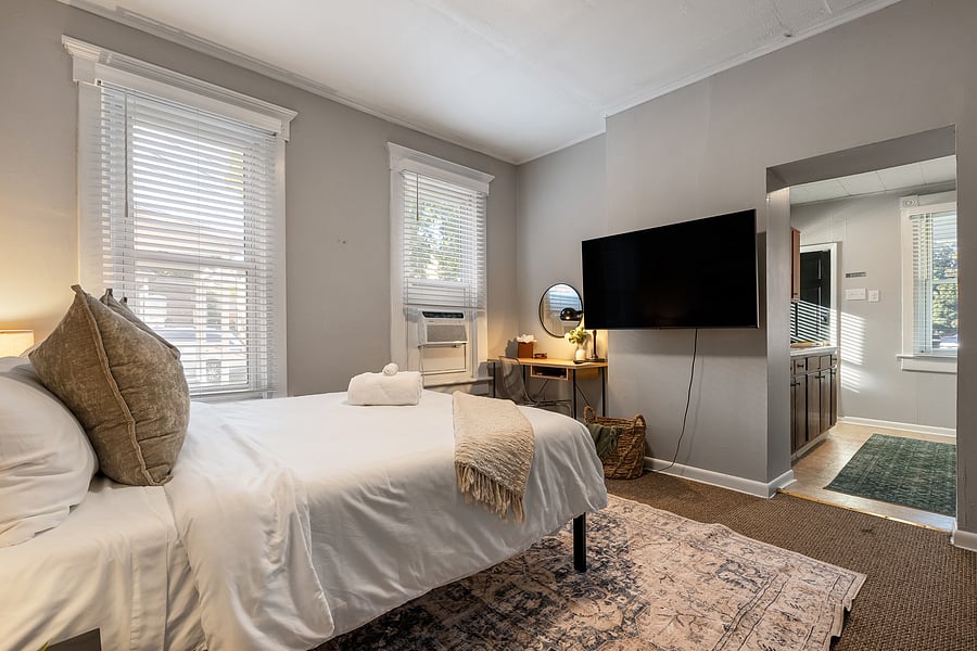 Furnished Finder property 1047028_1 photo 23