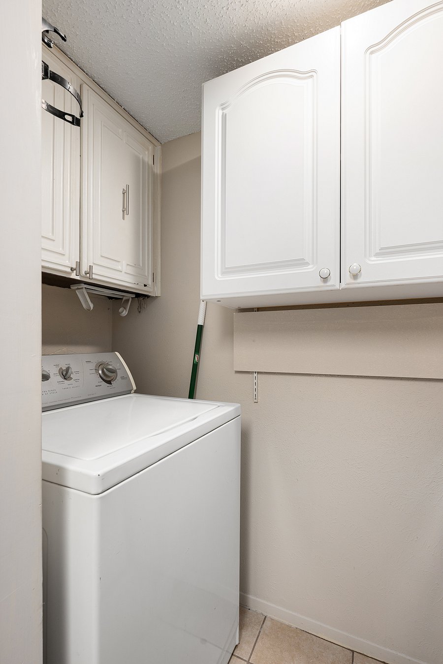 Furnished Finder property 1047030_1 photo 29