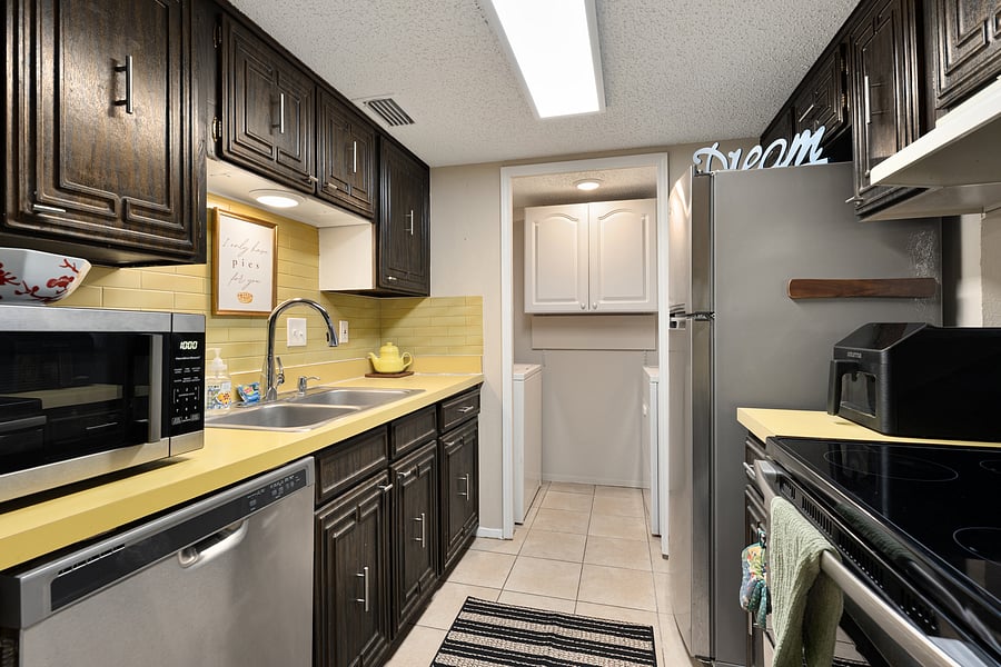 Furnished Finder property 1047030_1 photo 25