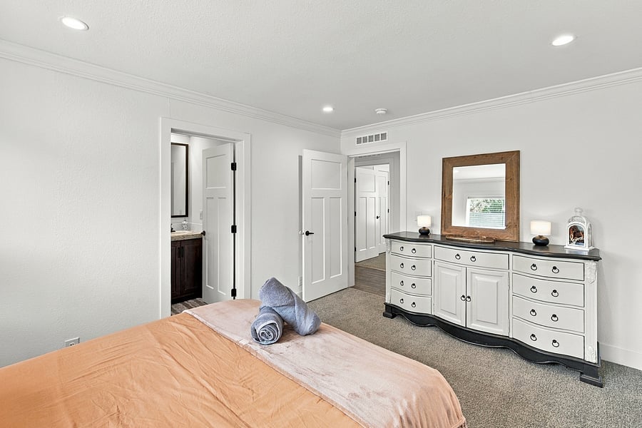 Furnished Finder property 1047050_1 photo 11