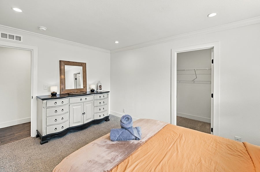 Furnished Finder property 1047050_1 photo 13