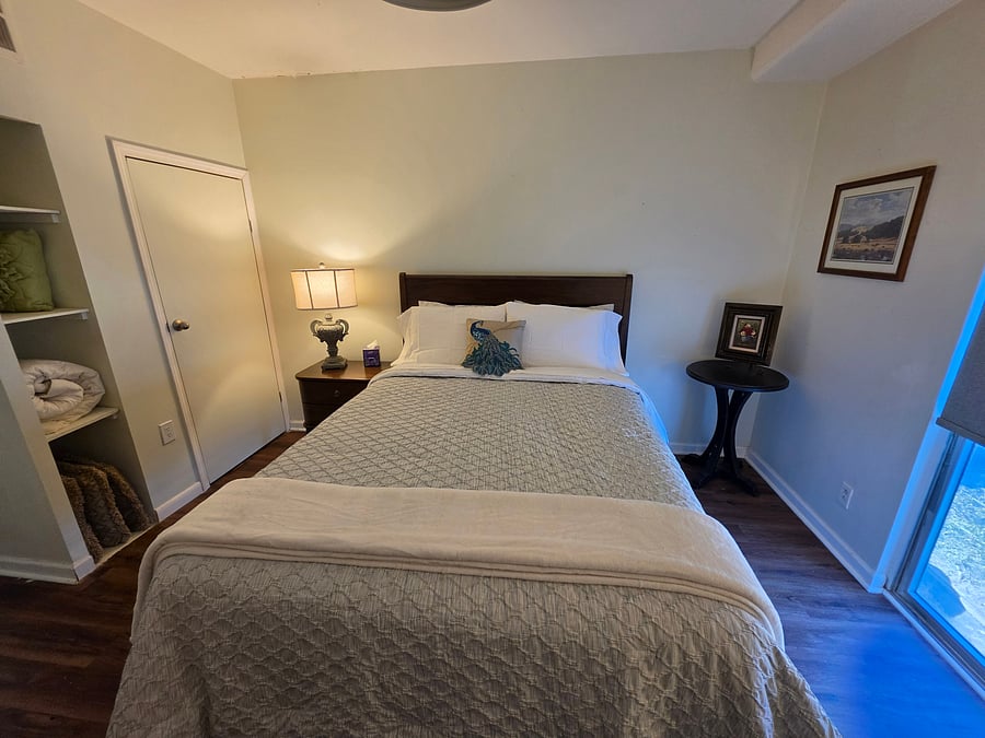 Furnished Finder property 1047059_1 photo 15