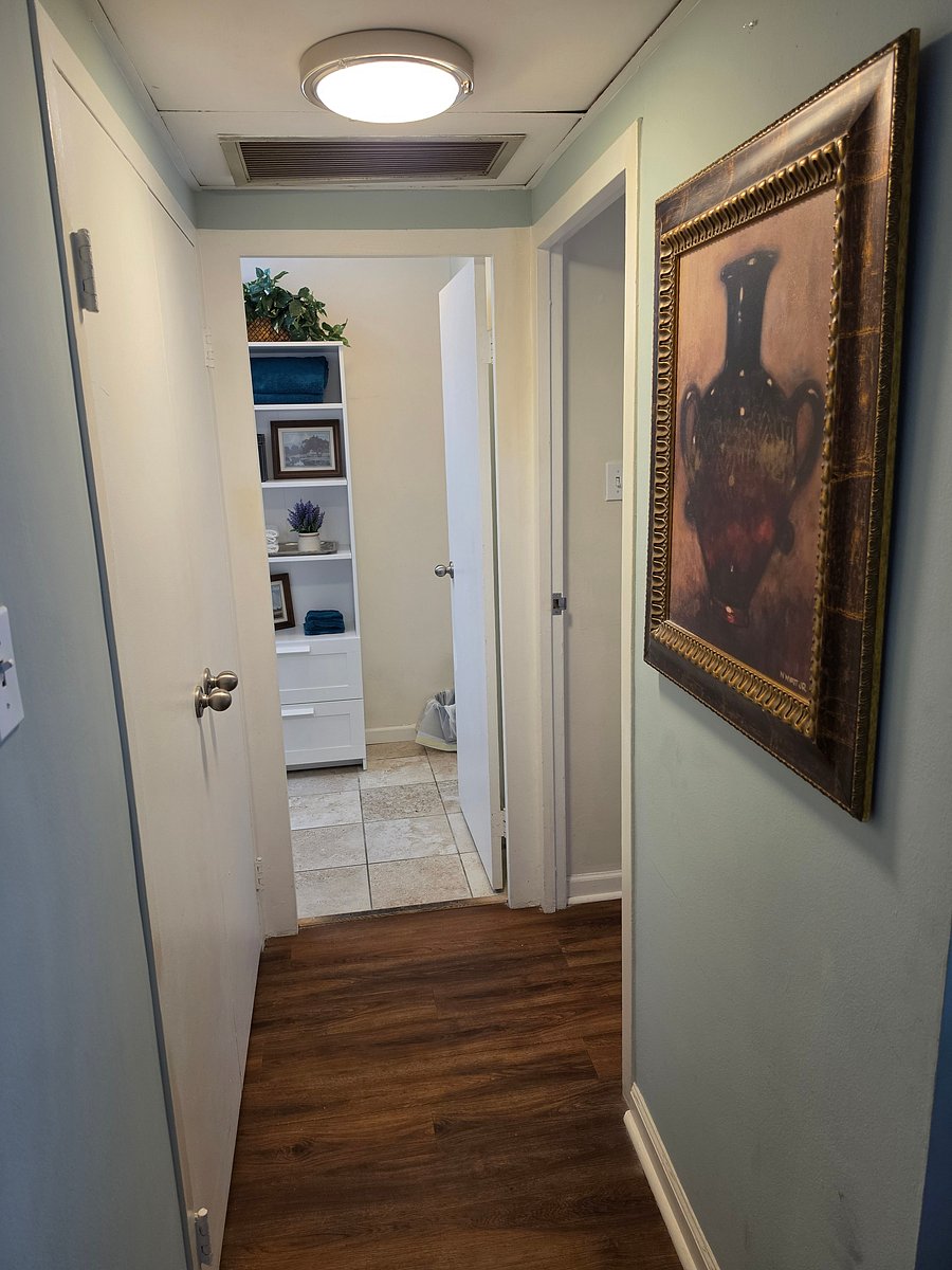 Furnished Finder property 1047059_1 photo 12