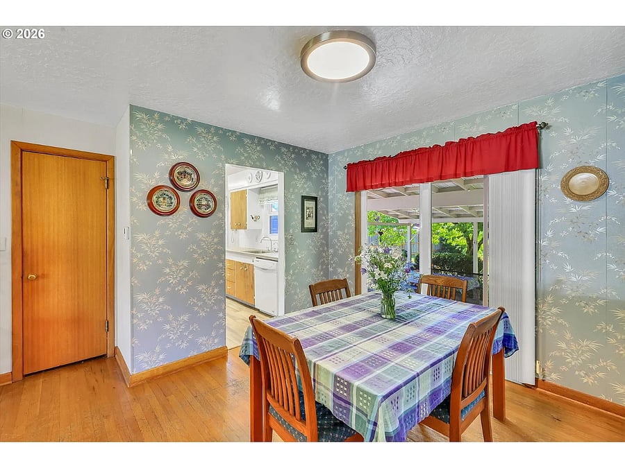 Furnished Finder property 1047060_1 photo 8