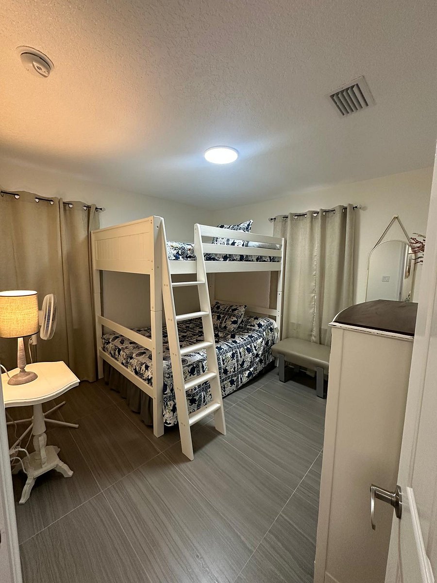 Furnished Finder property 1047121_1 photo 14
