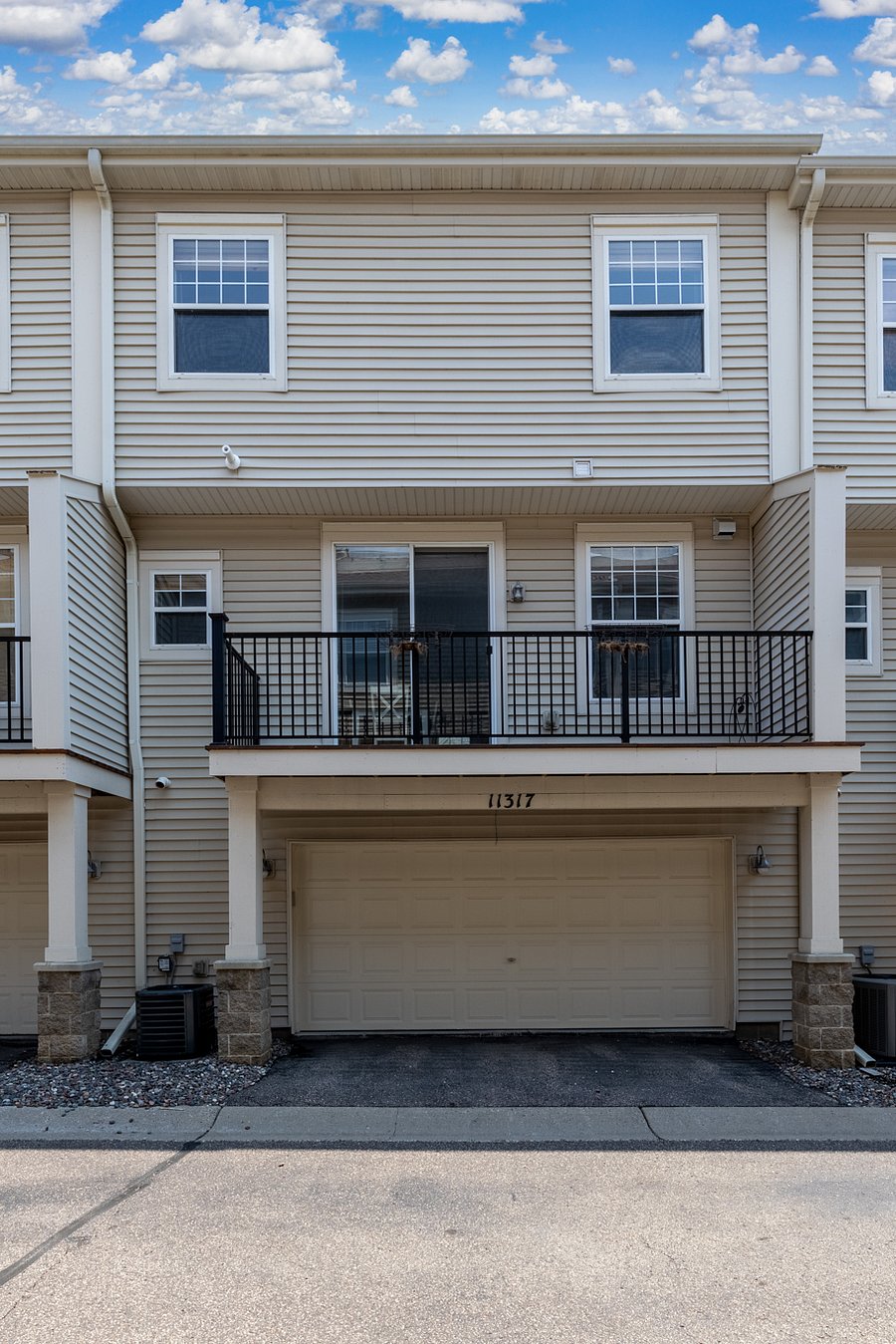 Double car garage