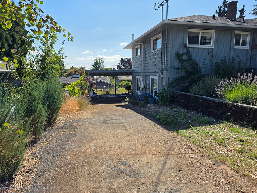 Furnished Finder property 1047153_1 photo 17