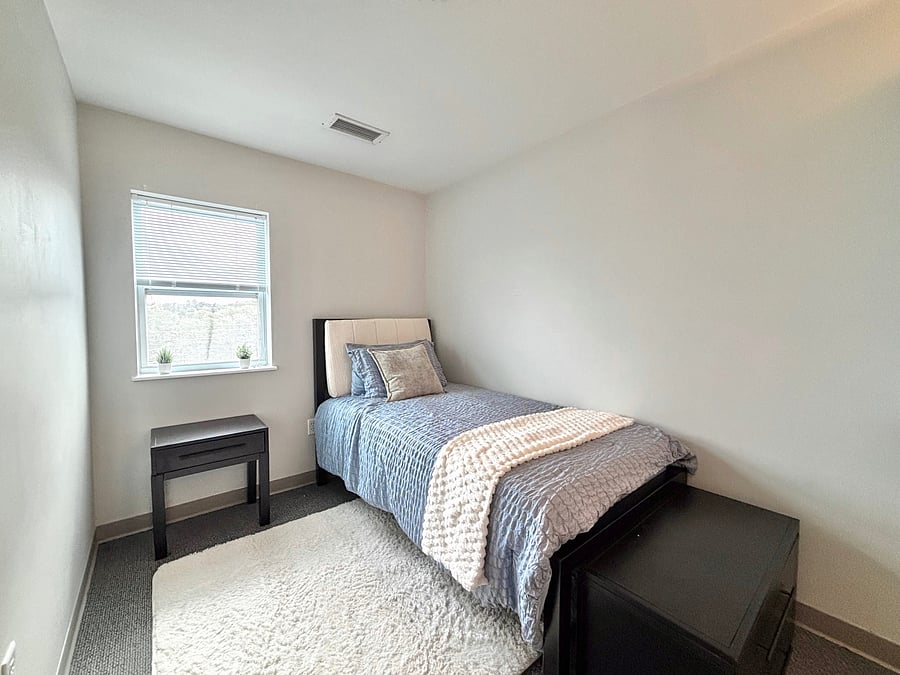 Furnished Finder property 1047195_3 photo 10