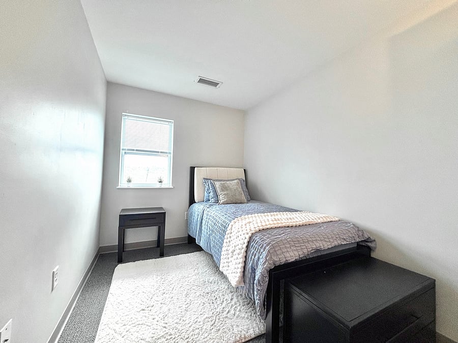 Furnished Finder property 1047195_3 photo 7
