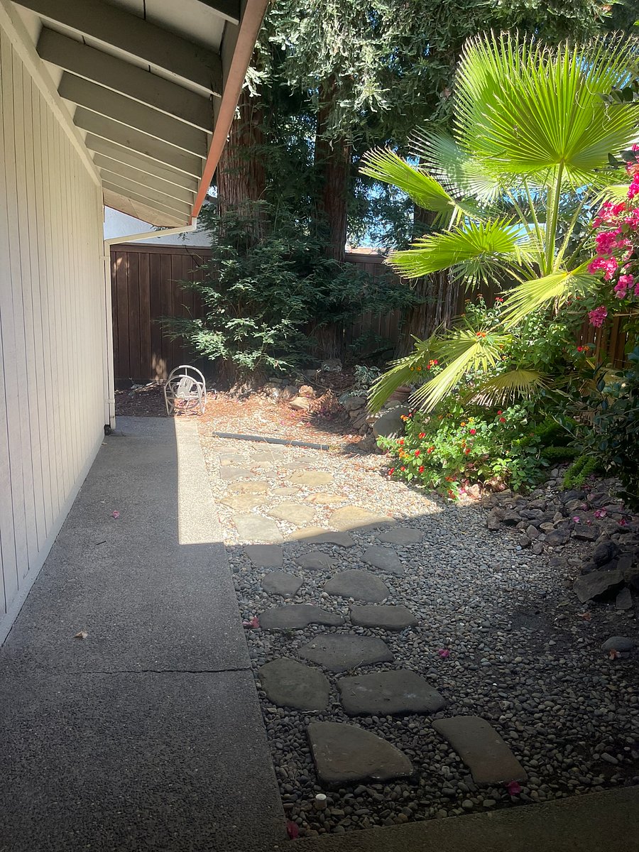 Furnished Finder property 1047262_1 photo 34
