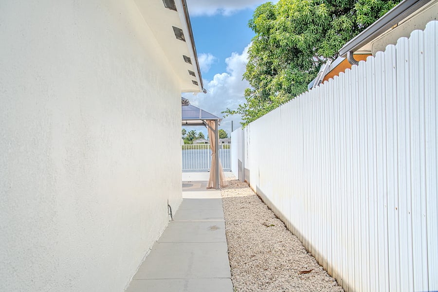 Furnished Finder property 1047263_1 photo 9