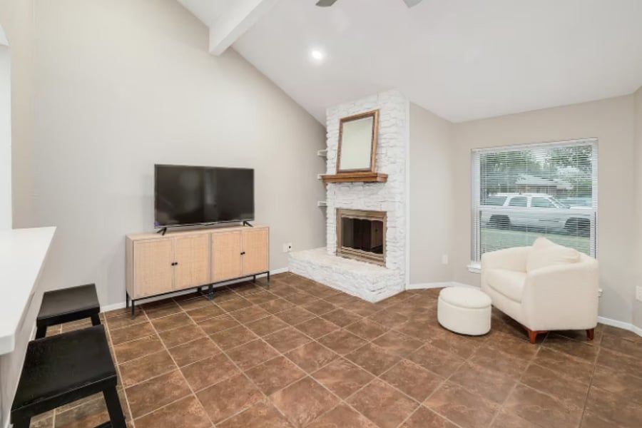 Furnished Finder property 1047274_1 photo 3