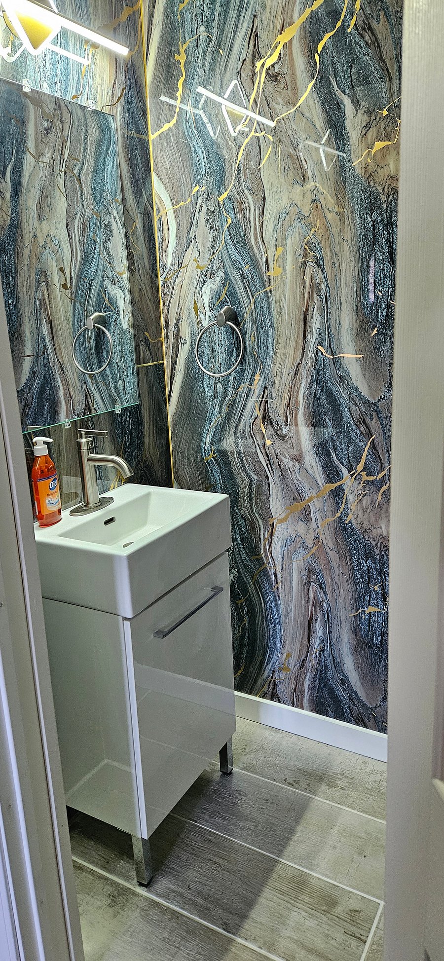 Furnished Finder property 1047275_1 photo 7