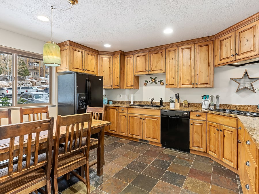 Furnished Finder property 1047279_1 photo 3