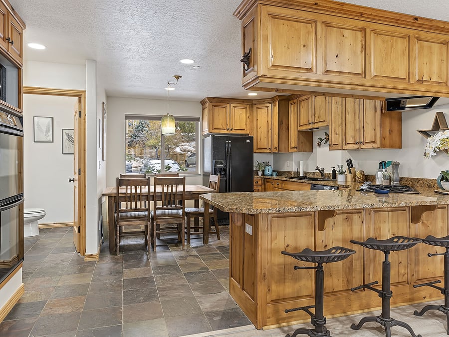 Furnished Finder property 1047279_1 photo 4