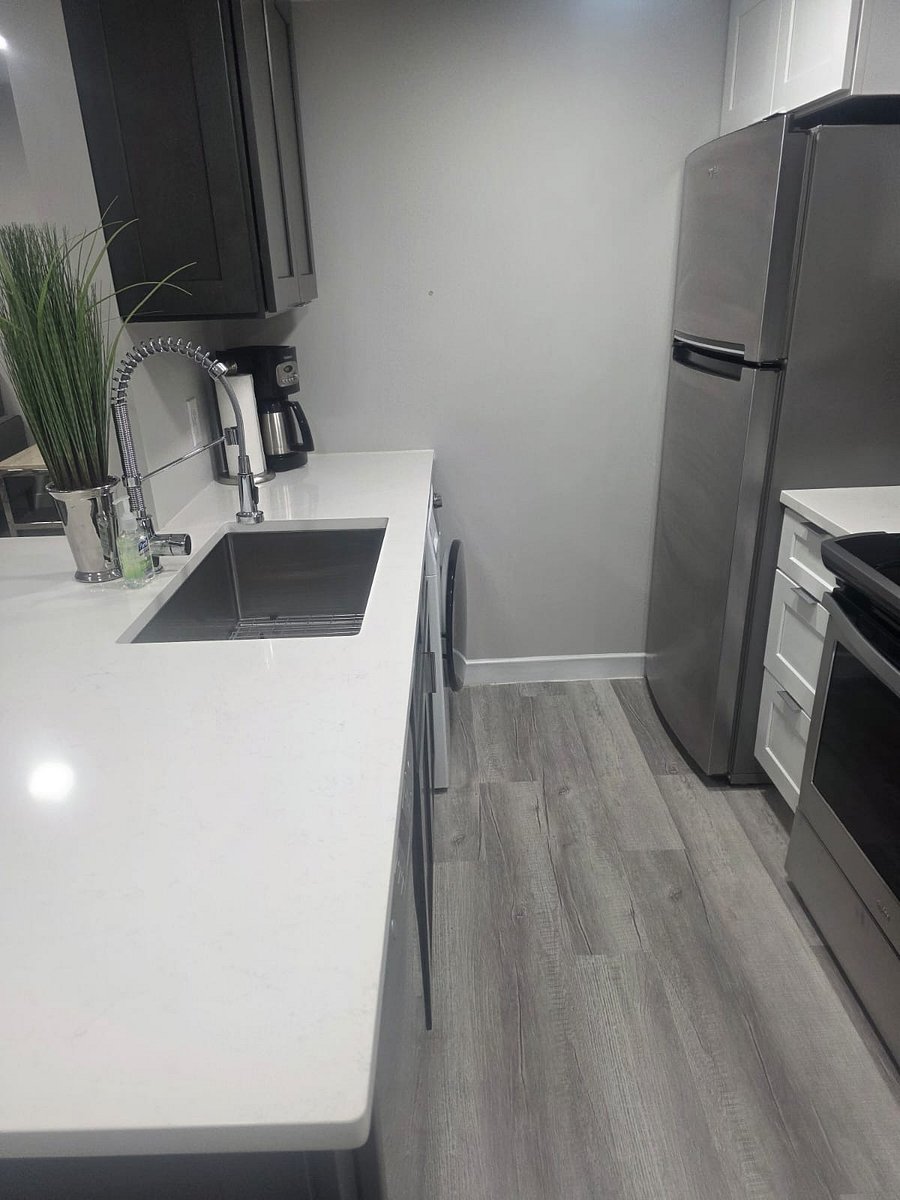 Furnished Finder property 1047297_1 photo 2