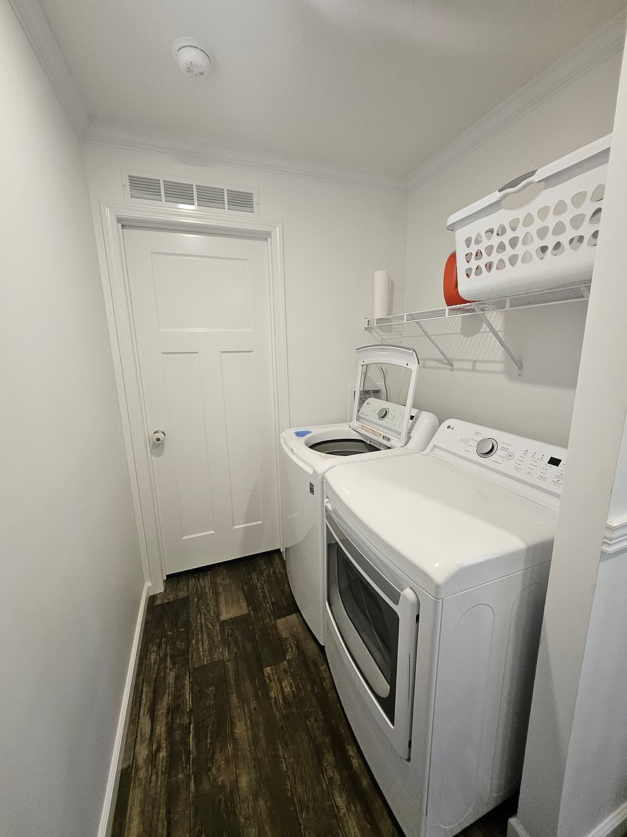 Furnished Finder property 1047298_1 photo 12