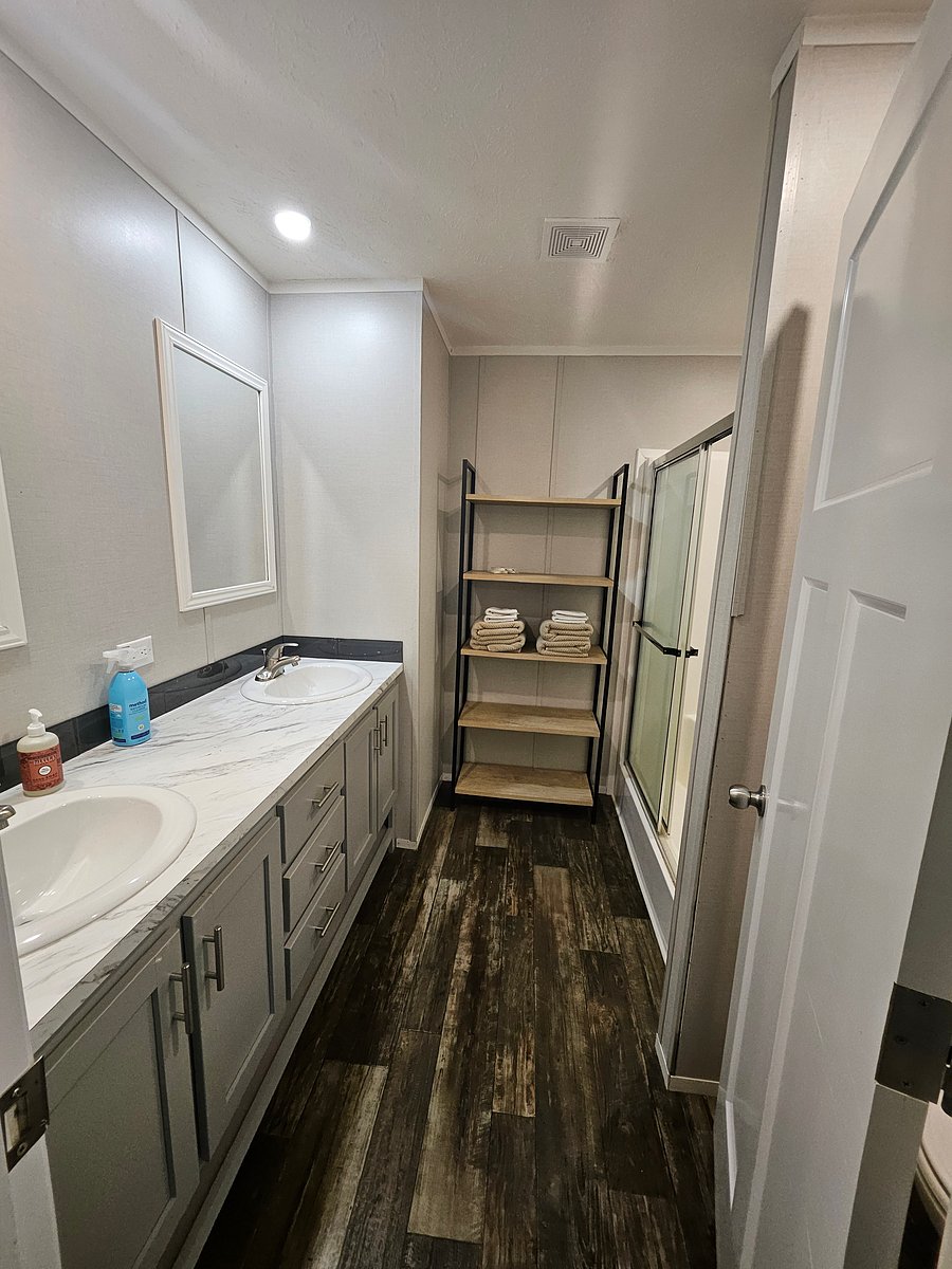Furnished Finder property 1047298_1 photo 18