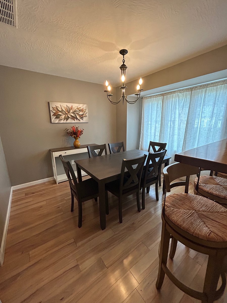 Furnished Finder property 1047308_1 photo 9